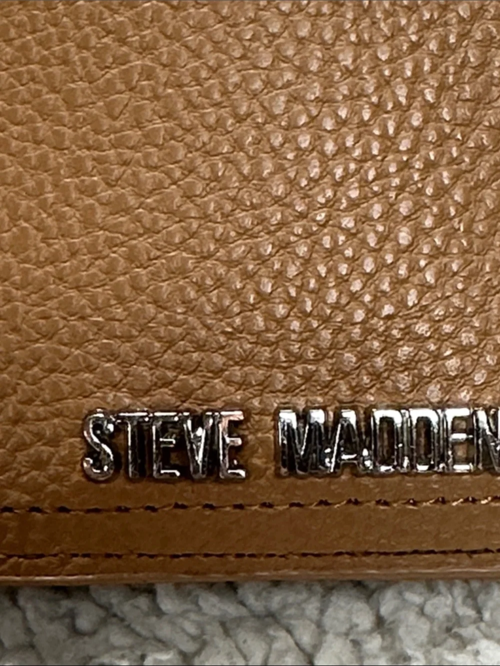 Steve Madden Tan Polyurethane Wallet, Gold Accents, Card Slots, Zipper Pocket